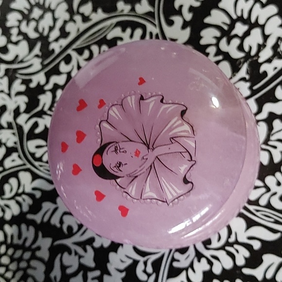 QUICK SALE Vintage hand-painted small trinket box Caroline - Picture 1 of 4